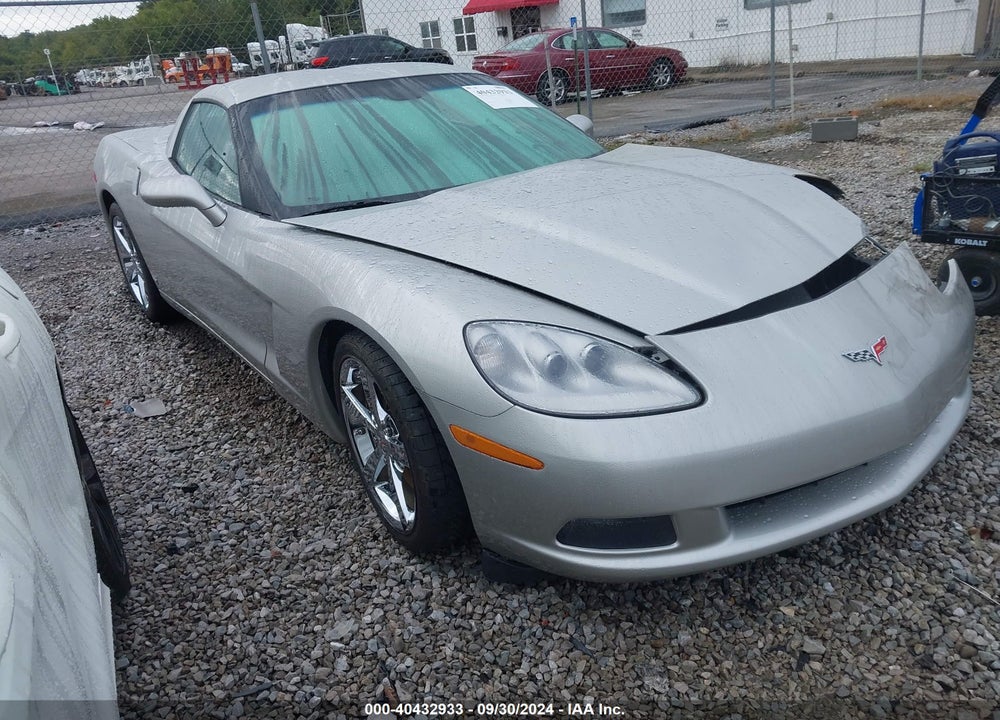 2008 CHEVROLET CORVETTE VIN: 1G1YY25WX85127527