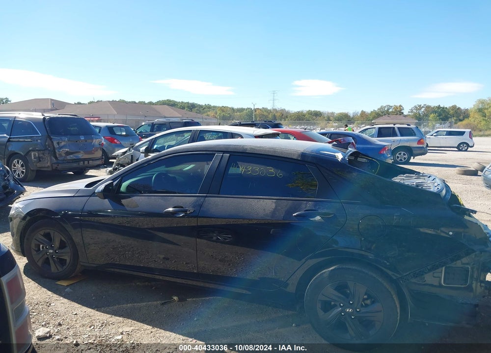 2022 HYUNDAI ELANTRA SEL VIN: 5NPLM4AG9NH075312