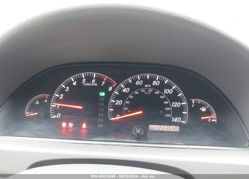 2005 TOYOTA CAMRY LE VIN: 4T1BE30KX5U954683