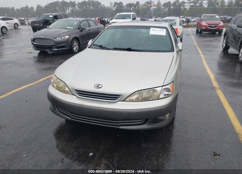 2000 LEXUS ES 300 VIN: JT8BF28G3Y5099592