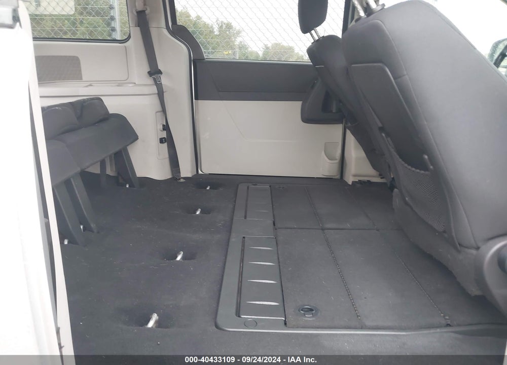 2010 DODGE GRAND CARAVAN SXT VIN: 2D4RN5D1XAR180509