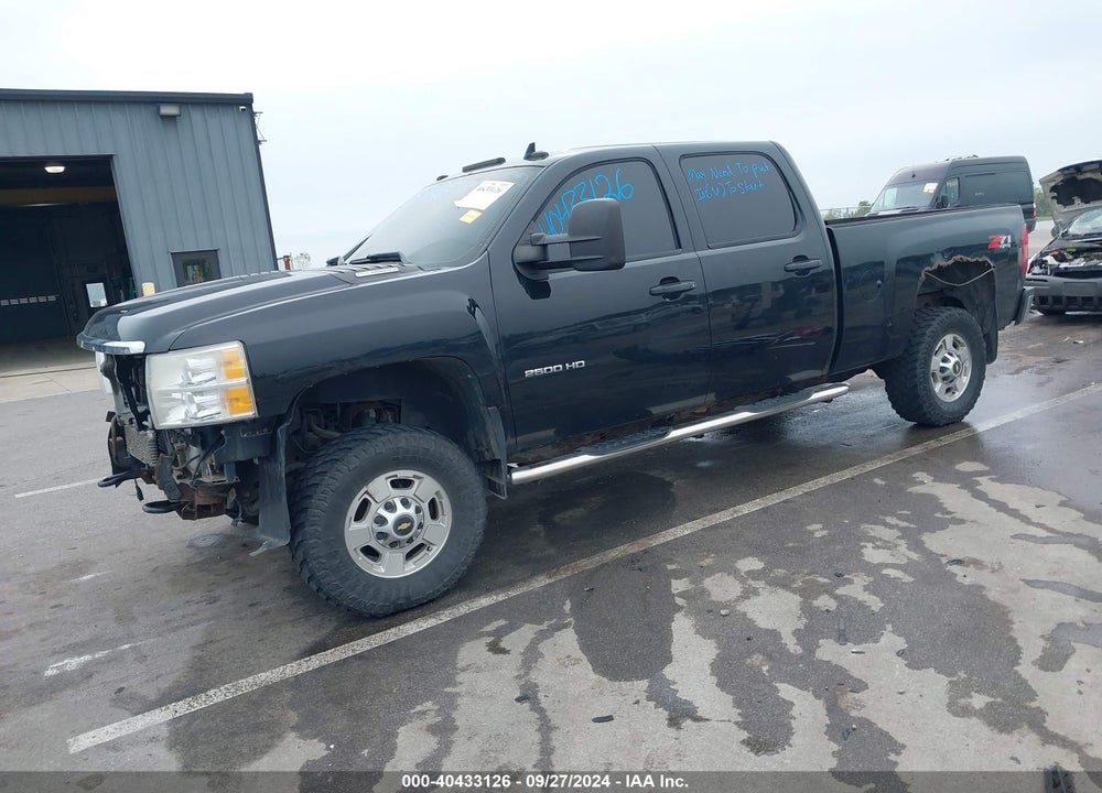 2011 CHEVROLET SILVERADO 2500HD LT VIN: 1GC1KXC88BF251762