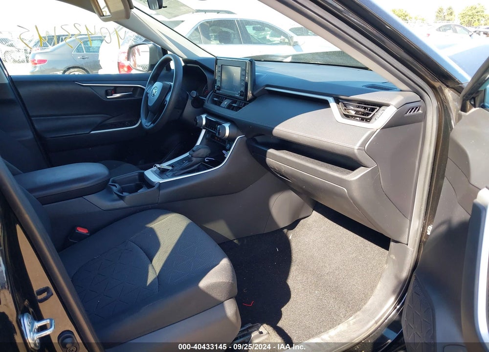 2020 TOYOTA RAV4 XLE VIN: 2T3P1RFV8LW115691