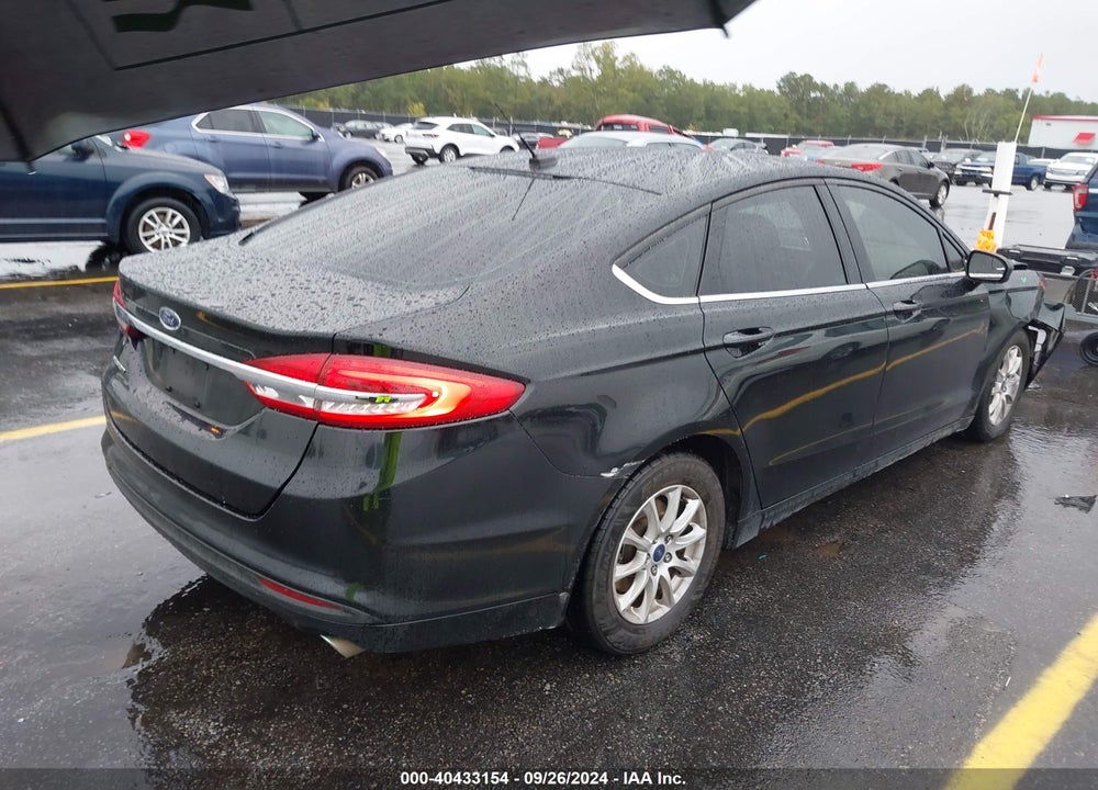 2018 FORD FUSION S VIN: 3FA6P0G78JR148543
