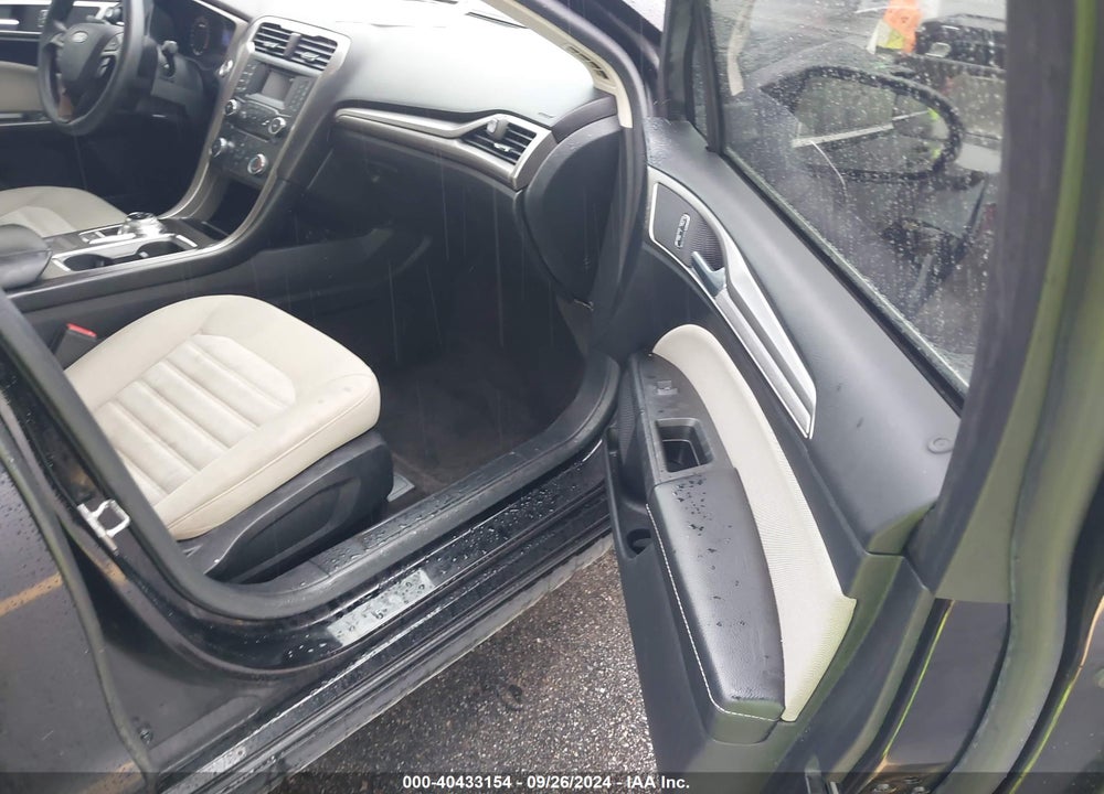 2018 FORD FUSION S VIN: 3FA6P0G78JR148543