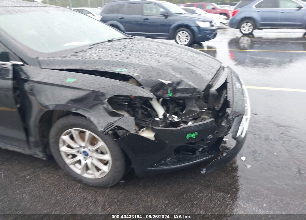 2018 FORD FUSION S VIN: 3FA6P0G78JR148543