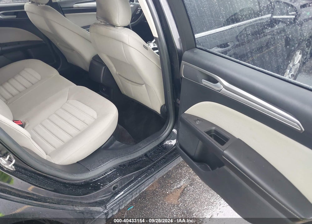 2018 FORD FUSION S VIN: 3FA6P0G78JR148543
