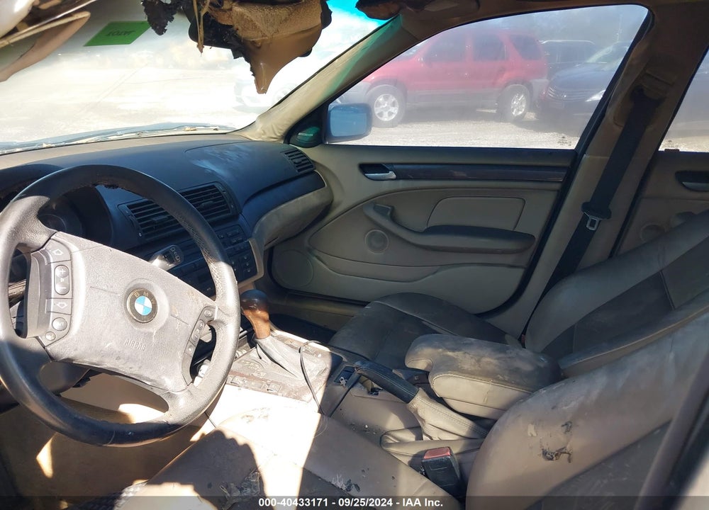 2005 BMW 330XI VIN: WBAEW53435PN37635
