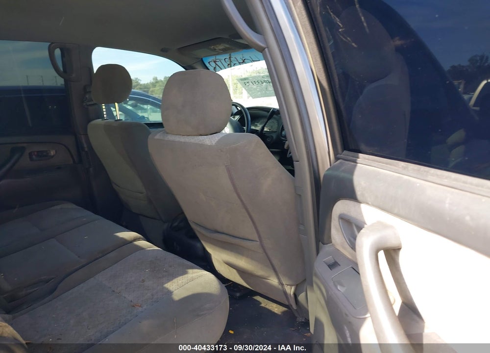 2006 TOYOTA TUNDRA SR5 V8 VIN: 5TBET34176S553499