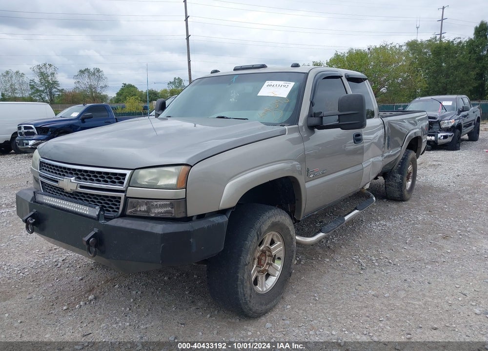 2003 CHEVROLET SILVERADO 2500HD LS VIN: 1GCHK29163E153042