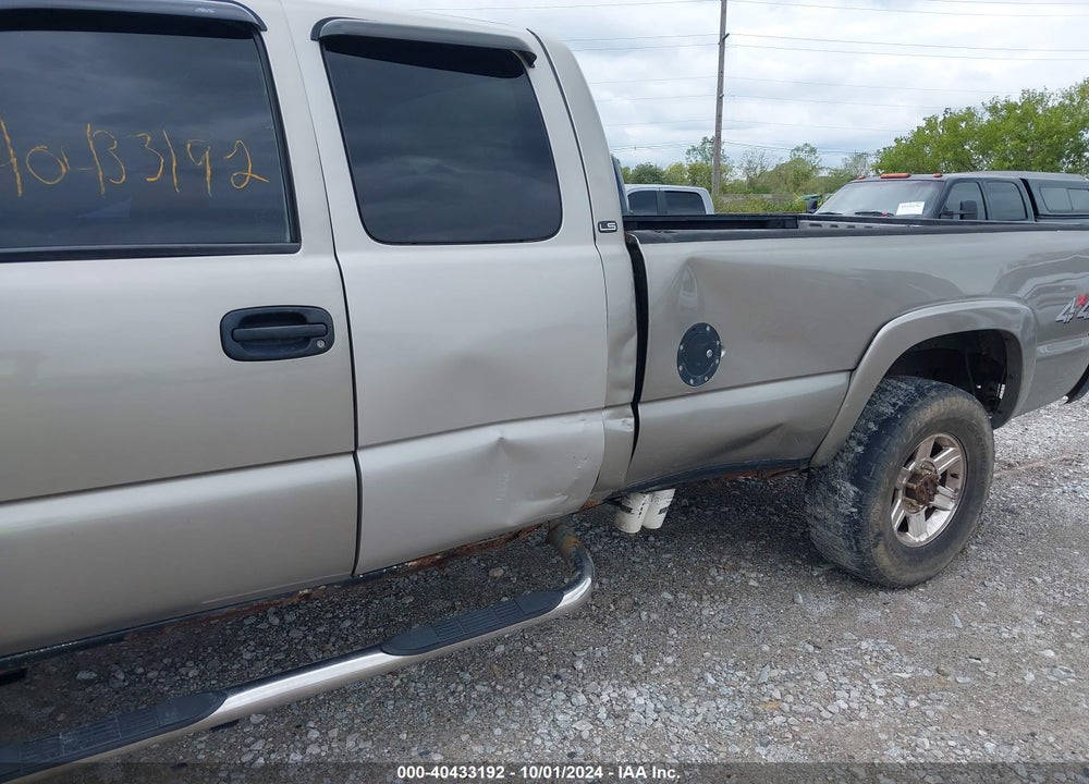 2003 CHEVROLET SILVERADO 2500HD LS VIN: 1GCHK29163E153042