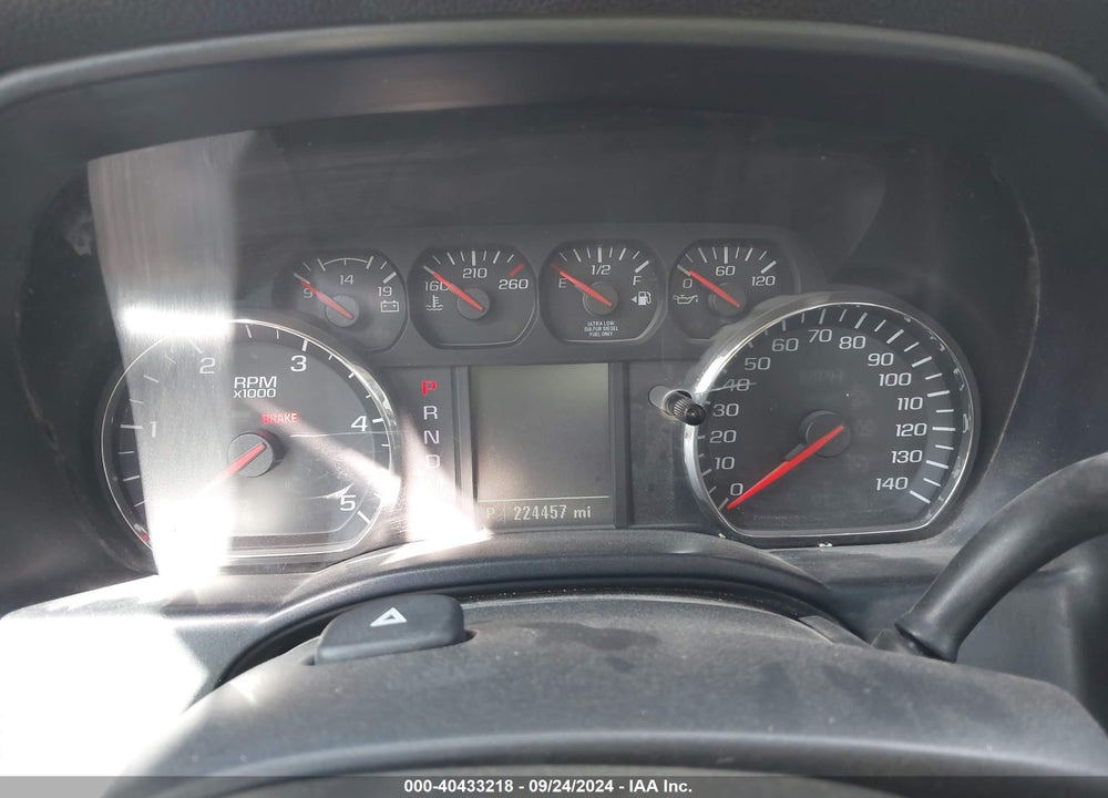 2015 CHEVROLET SILVERADO 2500HD WT VIN: 1GC1KUE82FF541626