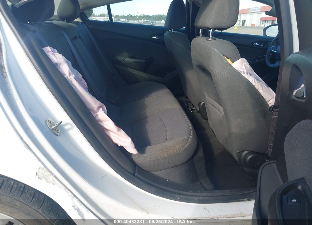2017 CHEVROLET CRUZE LT AUTO VIN: 1G1BE5SM3H7196504