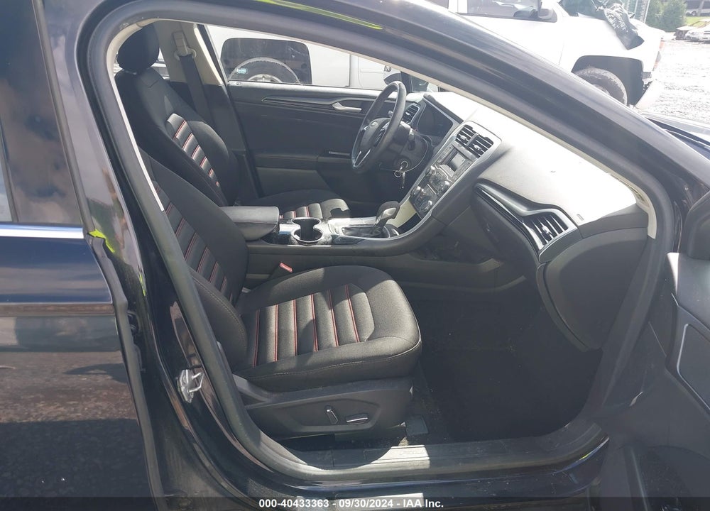 2015 FORD FUSION SE VIN: 3FA6P0HD4FR176934