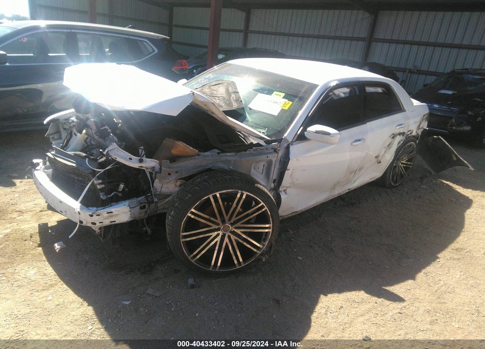 2014 CHRYSLER 300 VIN: 2C3CCAAG5EH184347