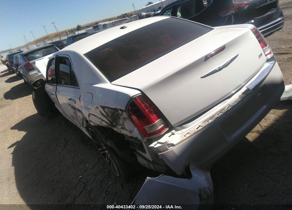 2014 CHRYSLER 300 VIN: 2C3CCAAG5EH184347
