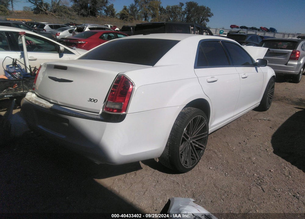 2014 CHRYSLER 300 VIN: 2C3CCAAG5EH184347