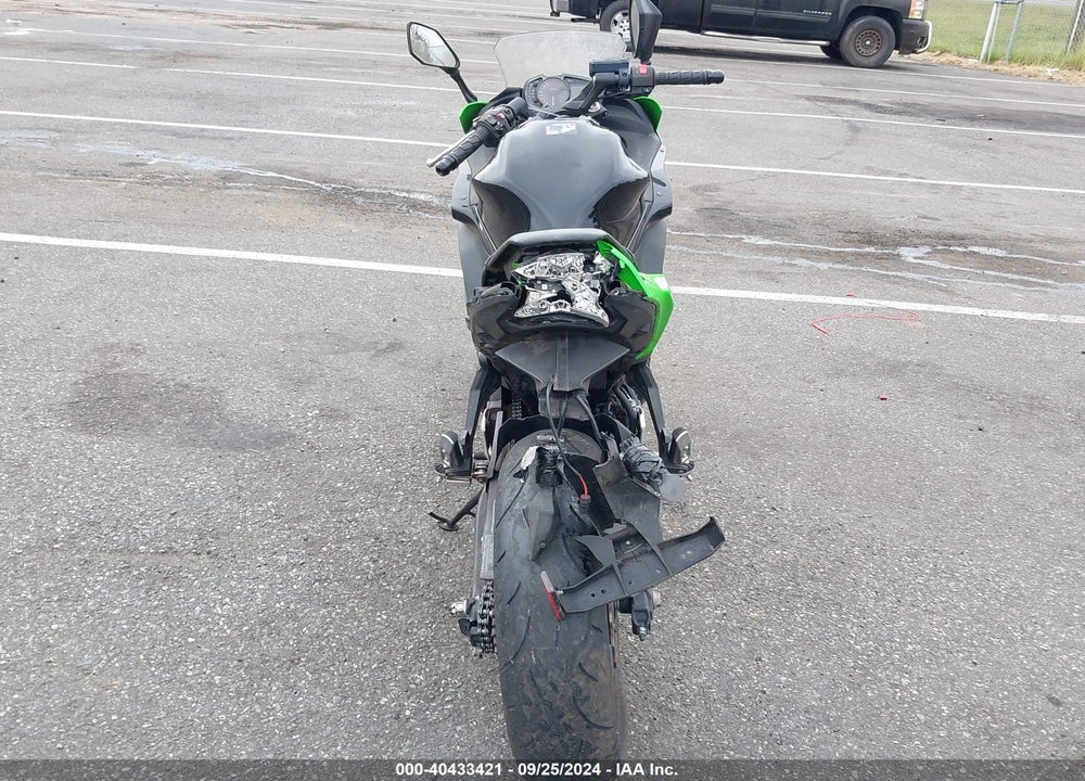 2017 KAWASAKI EX650 F VIN: JKAEXEK12HDA01222