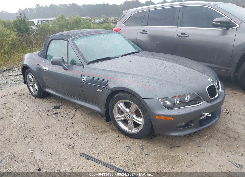 2000 BMW Z3 2.3 VIN: WBACH9347YLG05555