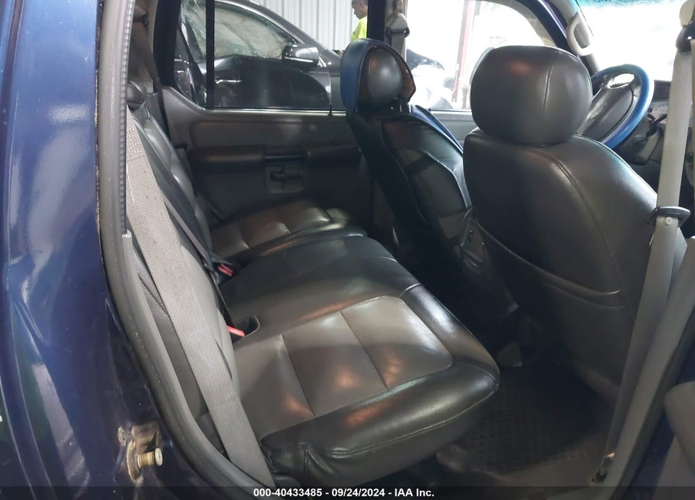 2005 FORD EXPLORER SPORT TRAC ADRENALIN/XLS/XLT VIN: 1FMDU67K45UA88045