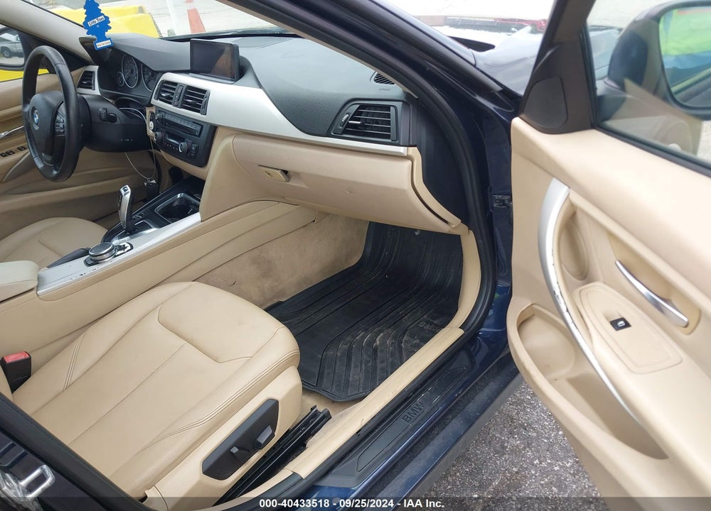 2015 BMW 320I XDRIVE VIN: WBA3C3C58FK203015