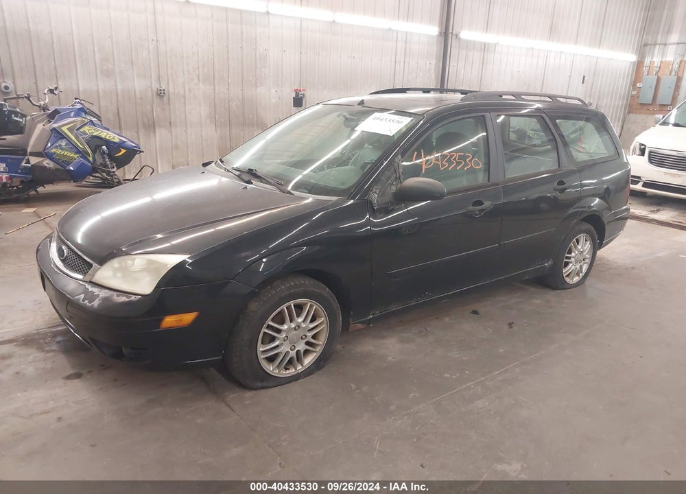 2005 FORD FOCUS ZXW VIN: 1FAFP36NX5W173044