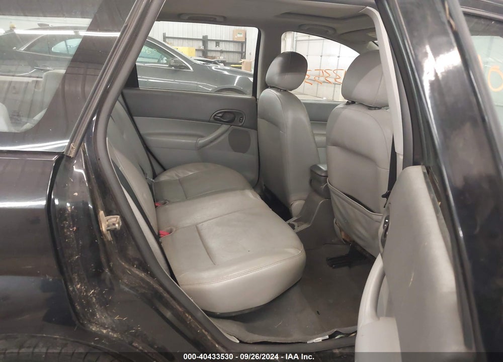 2005 FORD FOCUS ZXW VIN: 1FAFP36NX5W173044