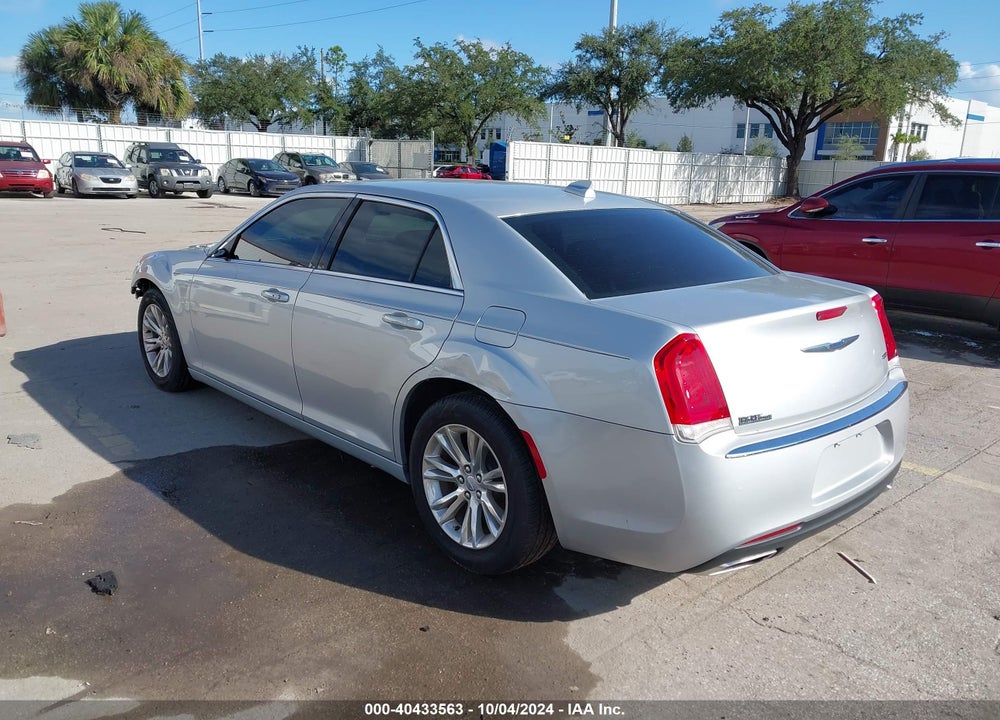 2020 CHRYSLER 300 TOURING L VIN: 2C3CCAAG3LH193996