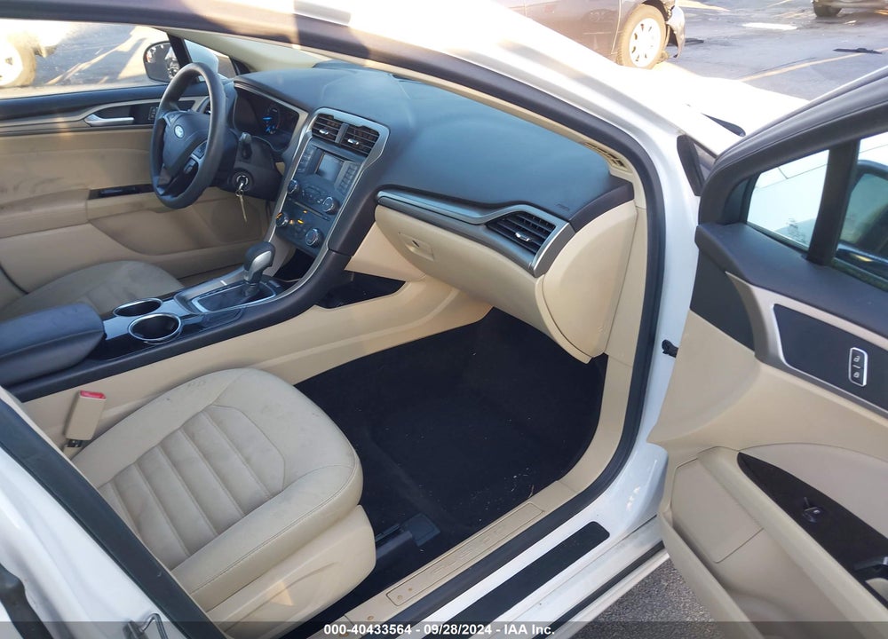 2013 FORD FUSION SE VIN: 3FA6P0H74DR310493