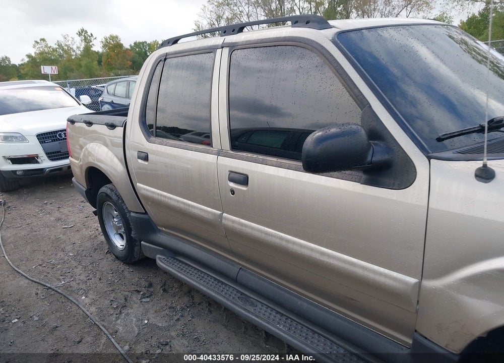 2004 FORD EXPLORER SPORT TRAC ADRENALIN/XLS/XLT VIN: 1FMZU77K64UA70768
