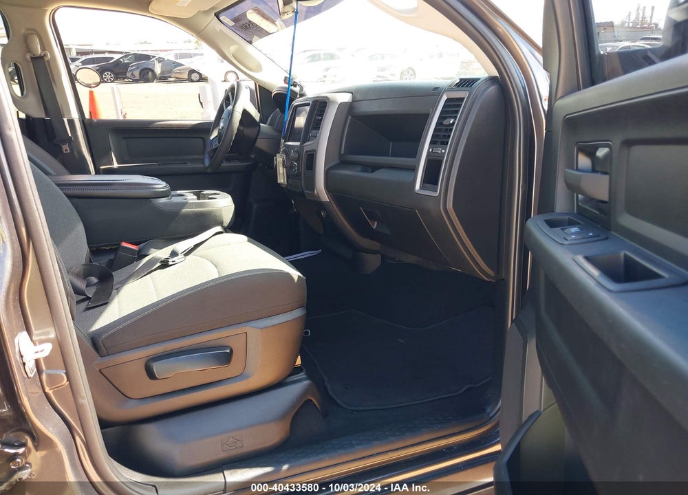 2021 RAM 1500 CLASSIC TRADESMAN 4X2 5'7 BOX VIN: 3C6RR6KT5MG711967