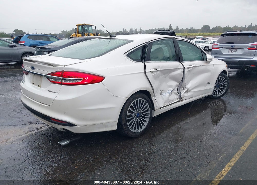 2018 FORD FUSION ENERGI VIN: 3FA6P0SU8JR260899