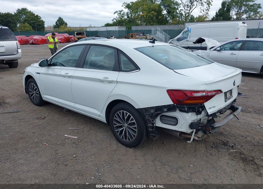 2019 VOLKSWAGEN JETTA 1.4T SEL VIN: 3VWE57BU2KM049231