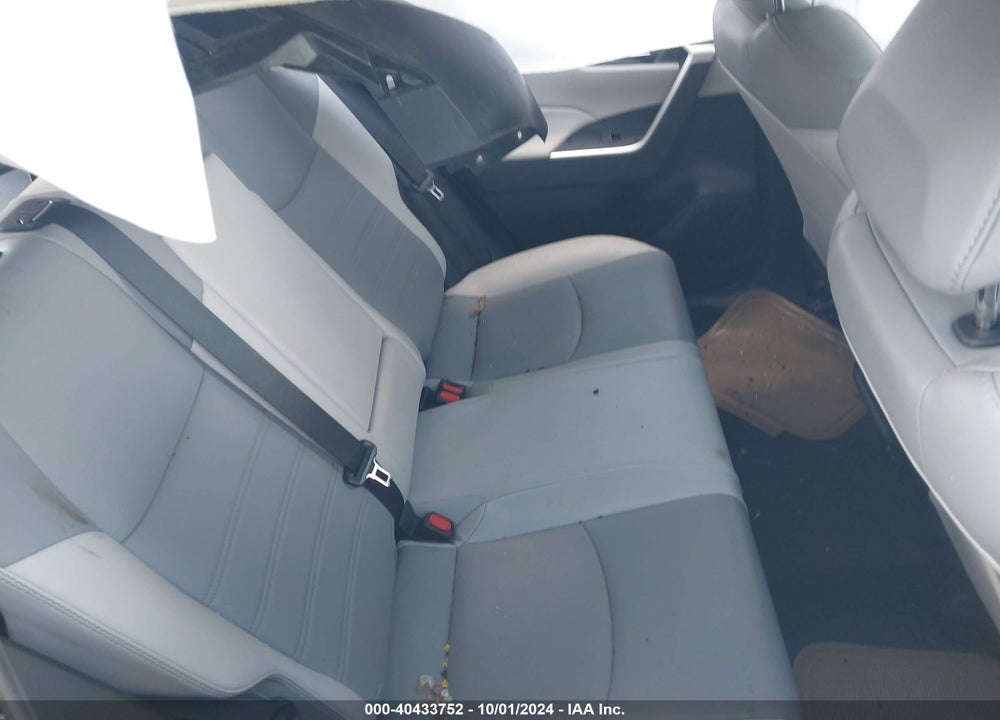 2019 TOYOTA RAV4 XLE PREMIUM VIN: 2T3C1RFV1KW054021