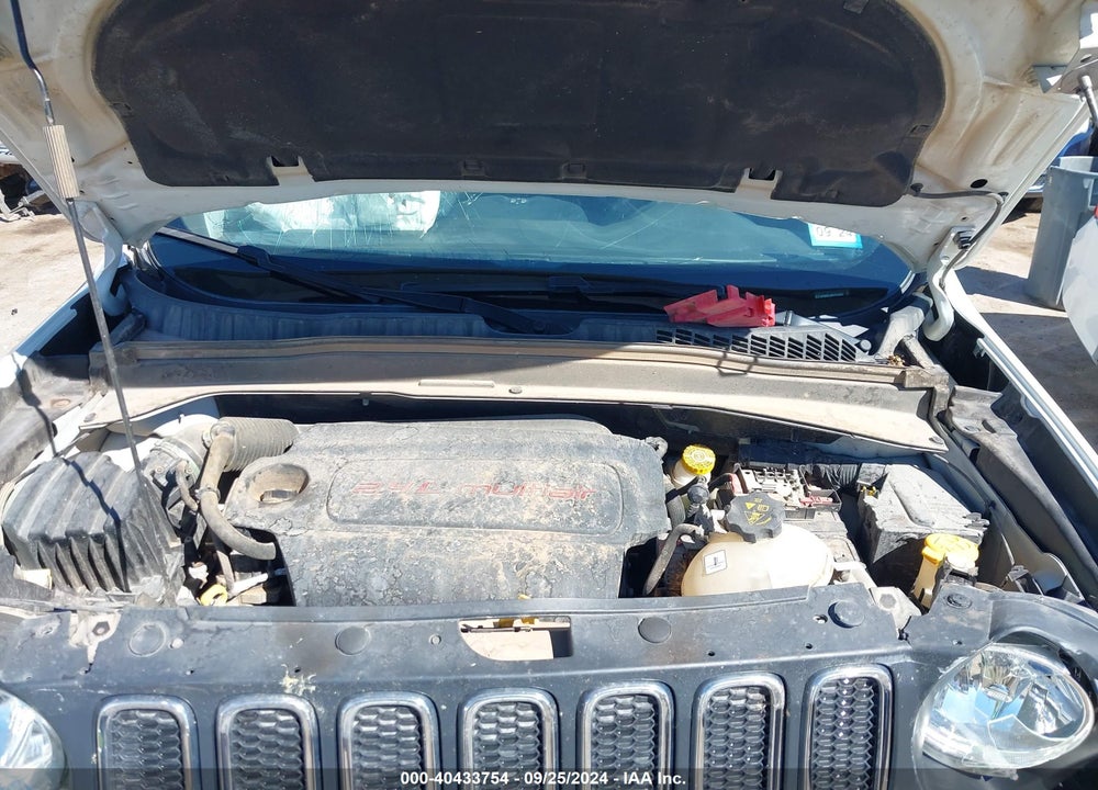 2018 JEEP RENEGADE LATITUDE FWD VIN: ZACCJABB5JPH74383