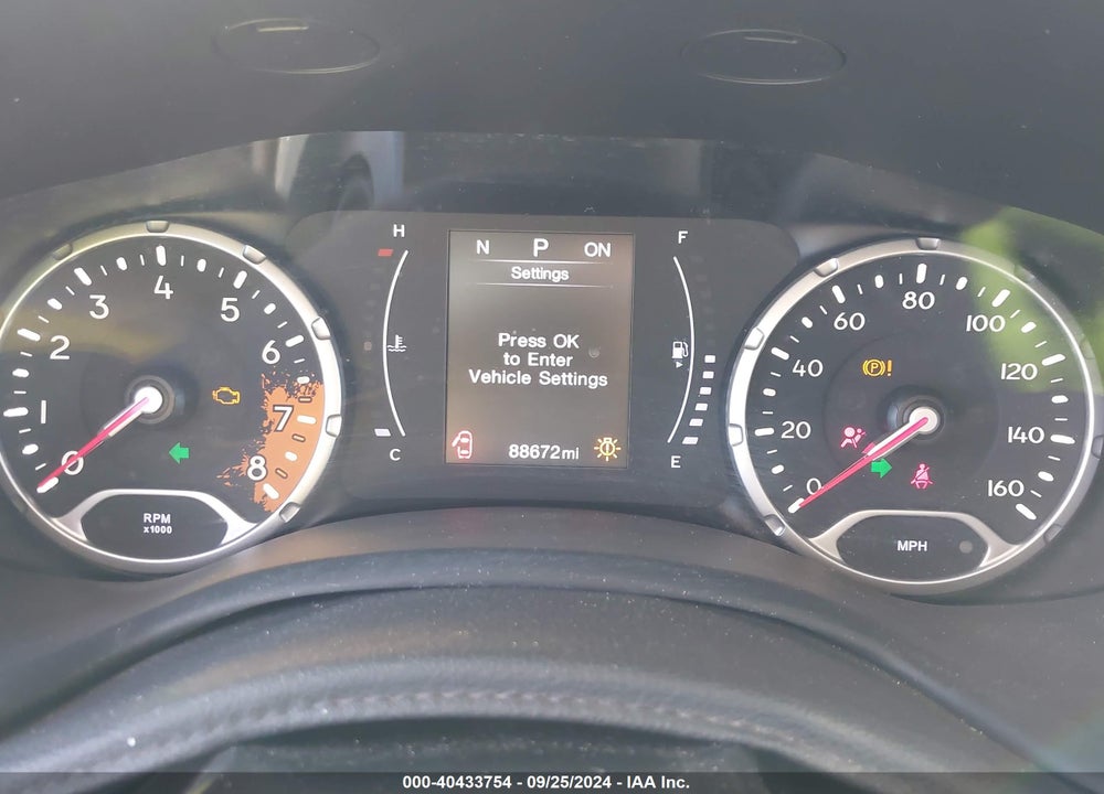 2018 JEEP RENEGADE LATITUDE FWD VIN: ZACCJABB5JPH74383