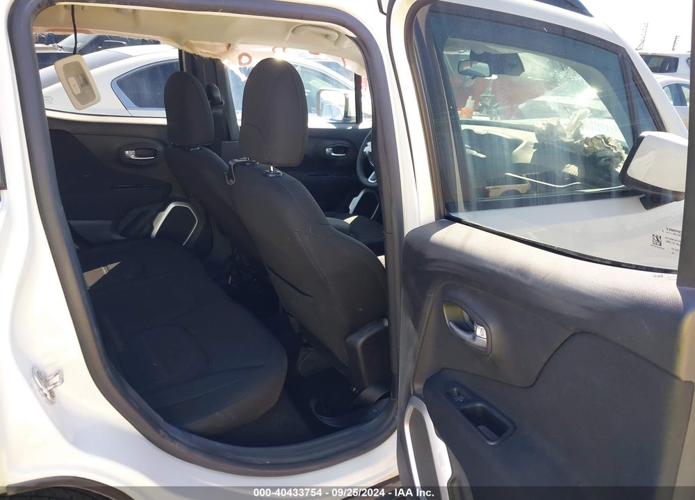 2018 JEEP RENEGADE LATITUDE FWD VIN: ZACCJABB5JPH74383