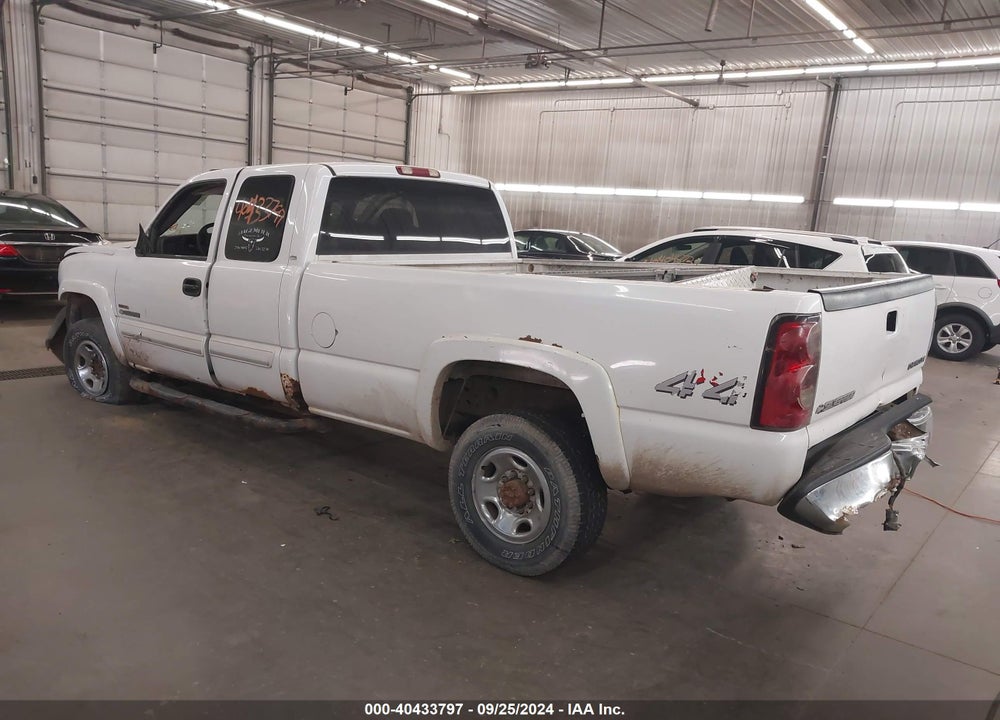 2004 CHEVROLET SILVERADO 2500HD LS VIN: 1GCHK29284E346416