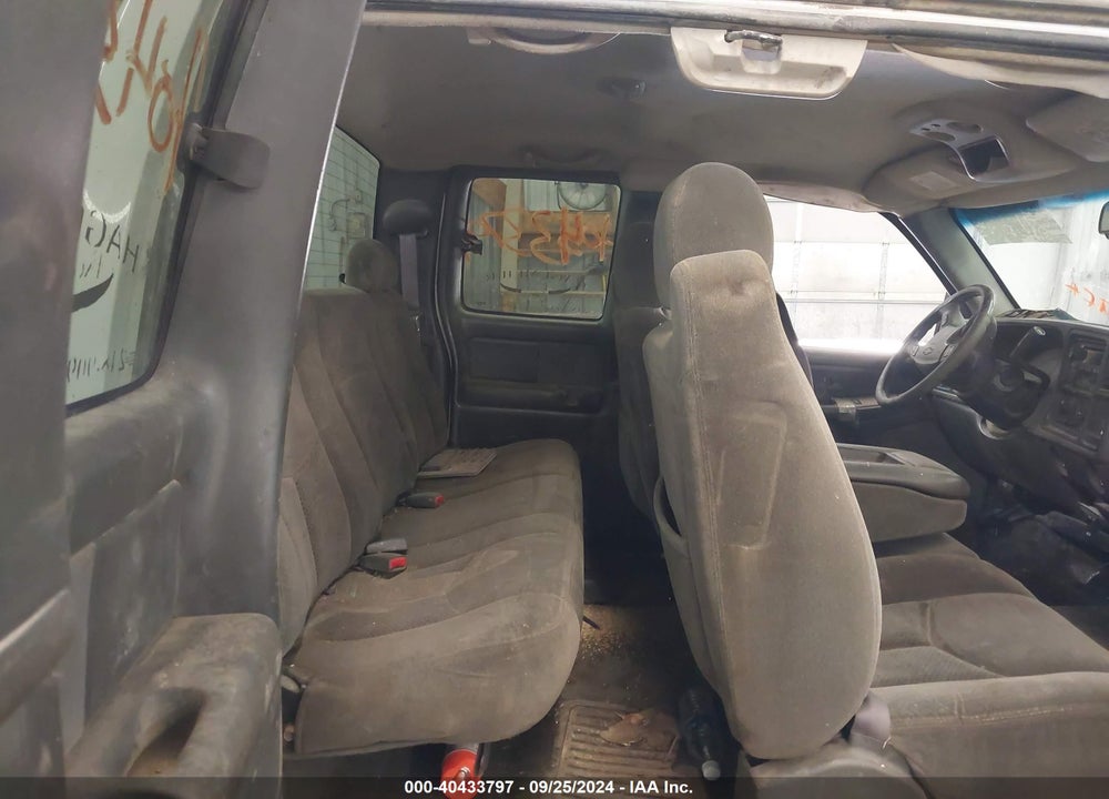2004 CHEVROLET SILVERADO 2500HD LS VIN: 1GCHK29284E346416