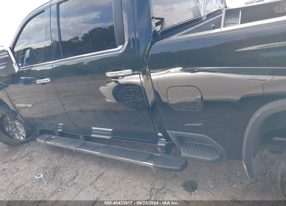 2024 CHEVROLET SILVERADO 2500HD 4WD STANDARD BED LTZ VIN: 2GC1YPEY0R1137638