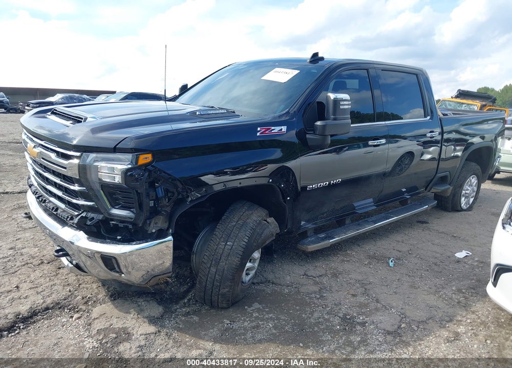 2024 CHEVROLET SILVERADO 2500HD 4WD STANDARD BED LTZ VIN: 2GC1YPEY0R1137638