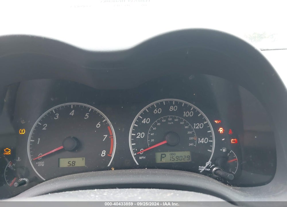 2010 TOYOTA COROLLA LE VIN: 1NXBU4EE0AZ239045