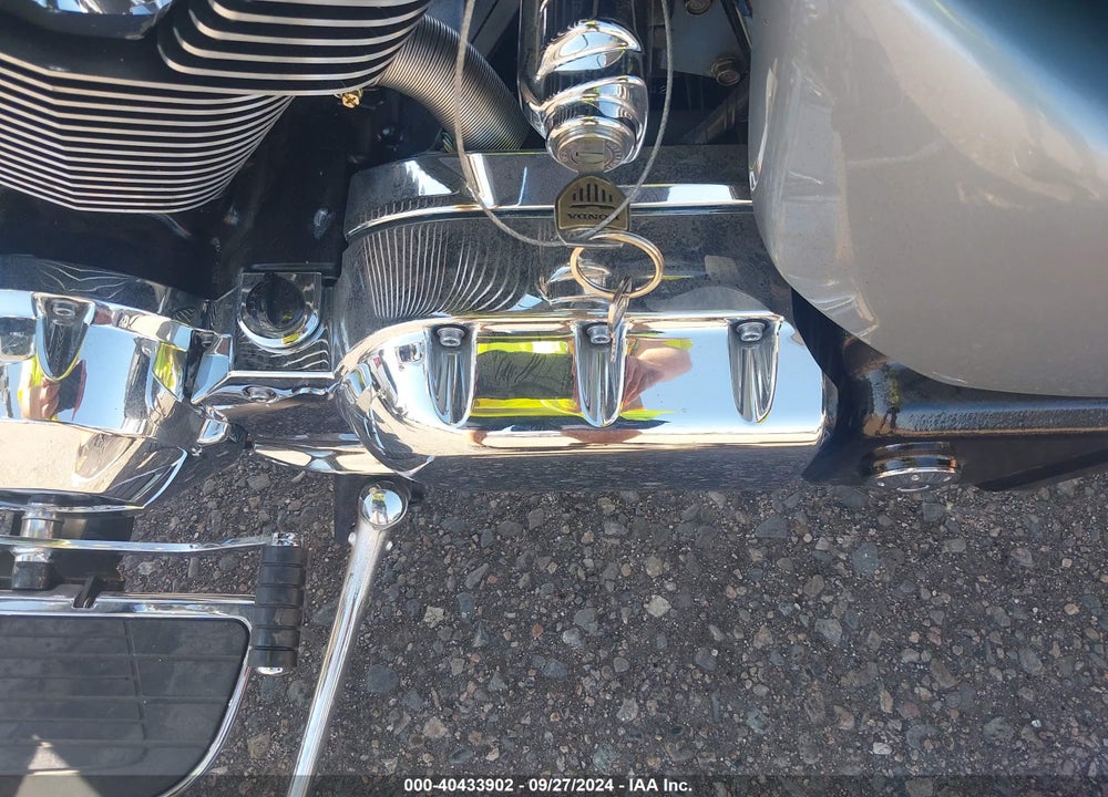 2004 HONDA VTX1800 S3 VIN: 1HFSC49N64A200652