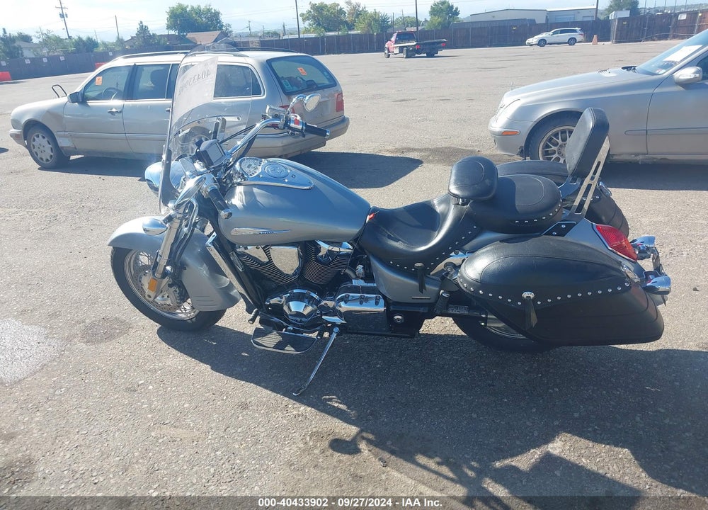 2004 HONDA VTX1800 S3 VIN: 1HFSC49N64A200652