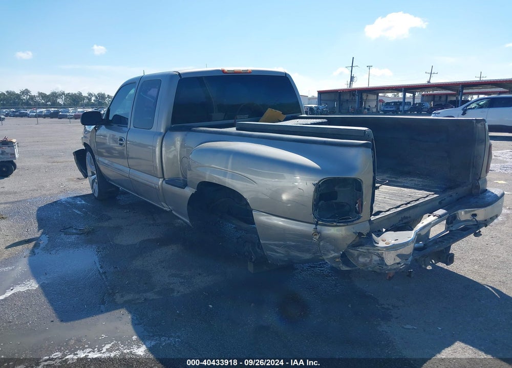 2001 GMC SIERRA 1500 C3 VIN: 2GTEK69U411231563