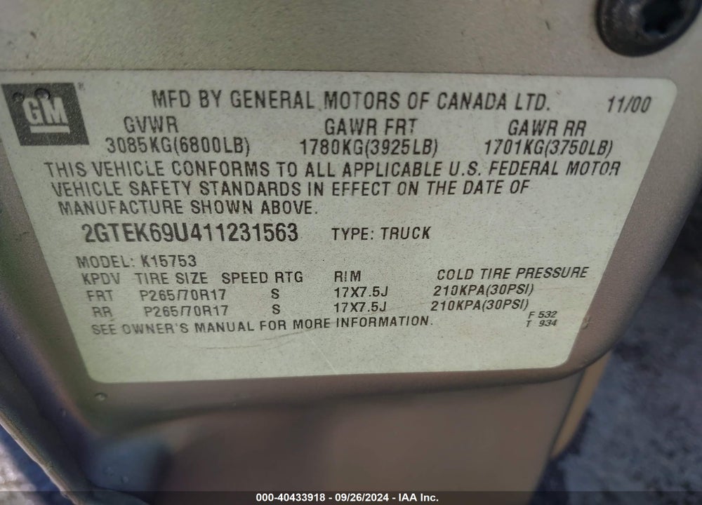 2001 GMC SIERRA 1500 C3 VIN: 2GTEK69U411231563