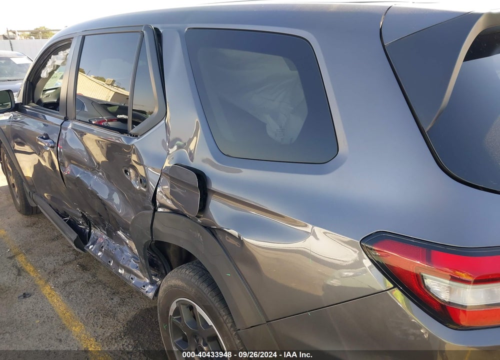 2023 HONDA PILOT AWD LX VIN: 5FNYG1H21PB027293
