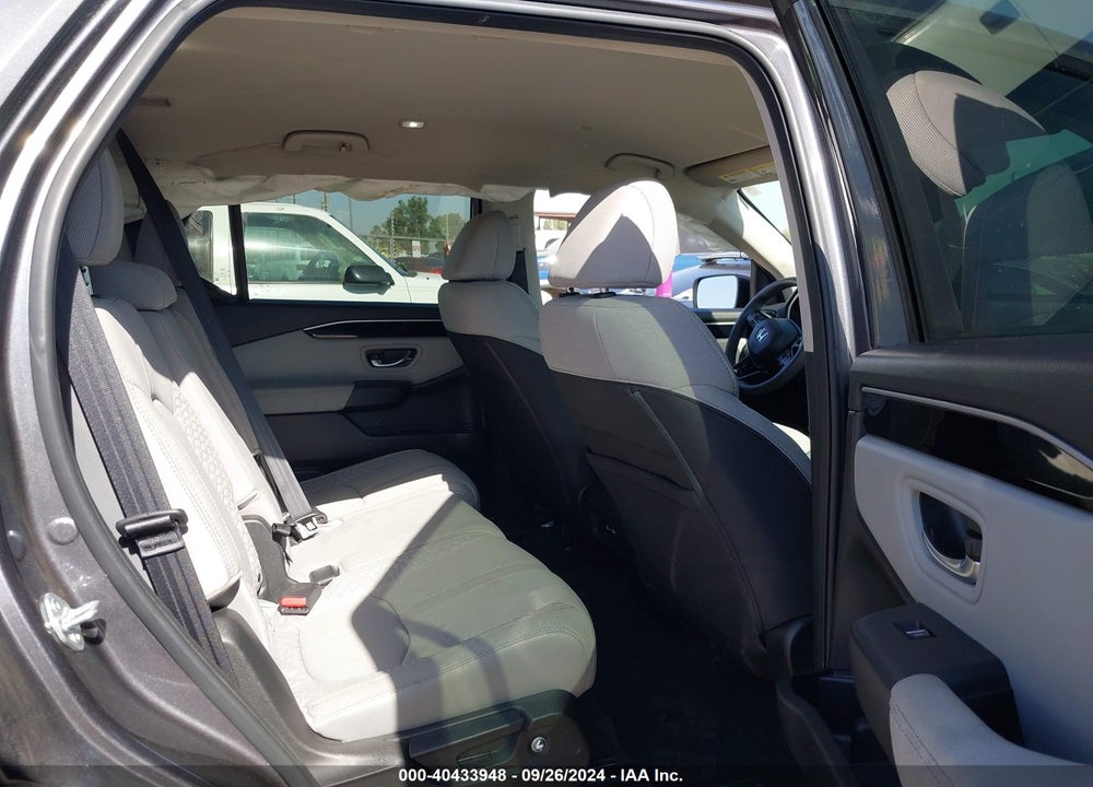 2023 HONDA PILOT AWD LX VIN: 5FNYG1H21PB027293