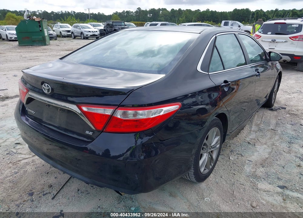2015 TOYOTA CAMRY SE VIN: 4T1BF1FK1FU060629