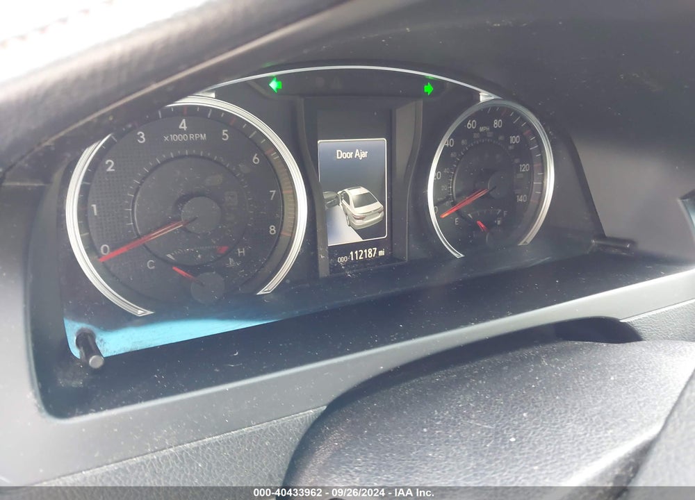 2015 TOYOTA CAMRY SE VIN: 4T1BF1FK1FU060629